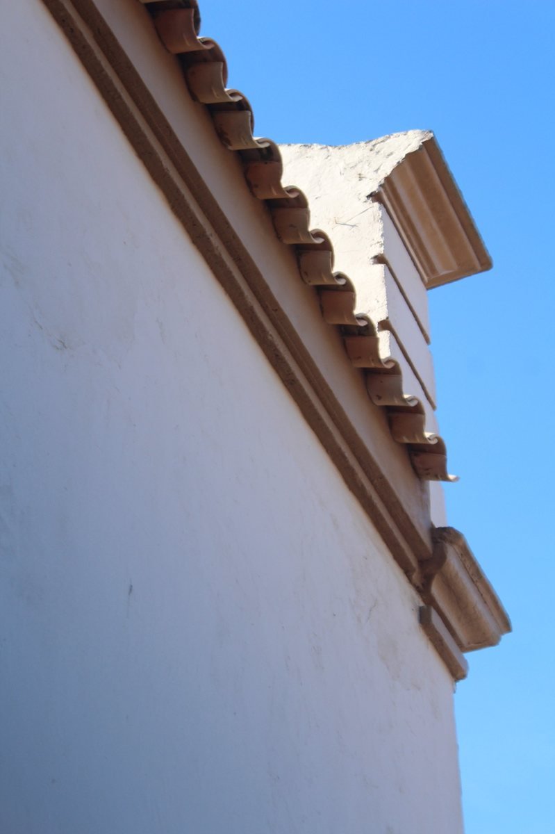 Detalhe do beiral em outro ângulo